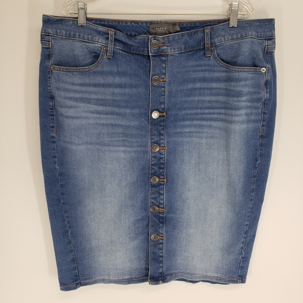 Torrid Button Front Denim Pencil Skirt Women 20 Blue Medium Wash Stretch Casual